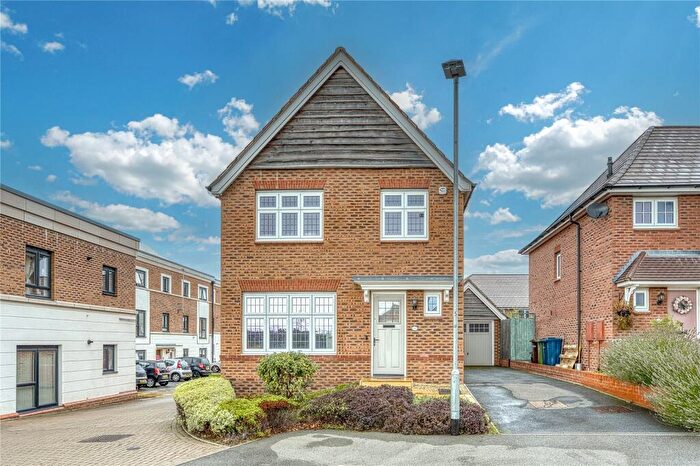 3 Bedroom Detached House For Sale In Oberton Gardens, Stafford, Staffordshire, ST18