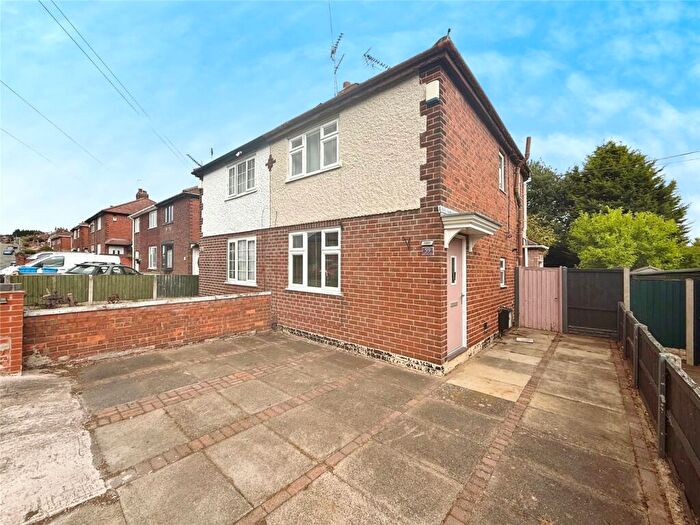 3 Bedroom Semi-Detached House To Rent In Derbyshire Drive, Ilkeston, Derbyshire, DE7