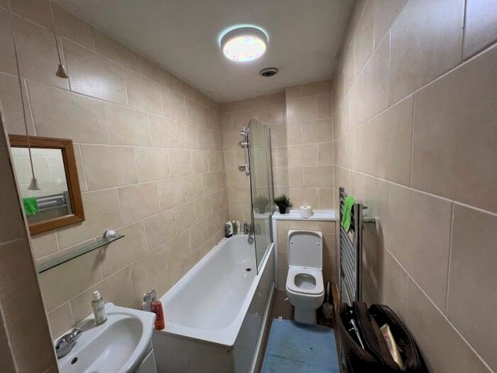 4 Bedroom Terraced House To Rent In Swanfield Street, London, E2