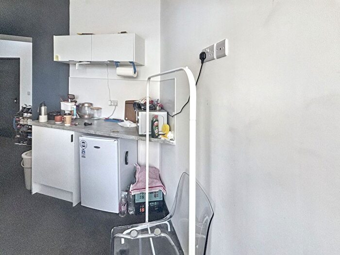 1 Bedroom Property To Rent In Lawrence Hill, Bristol, BS5