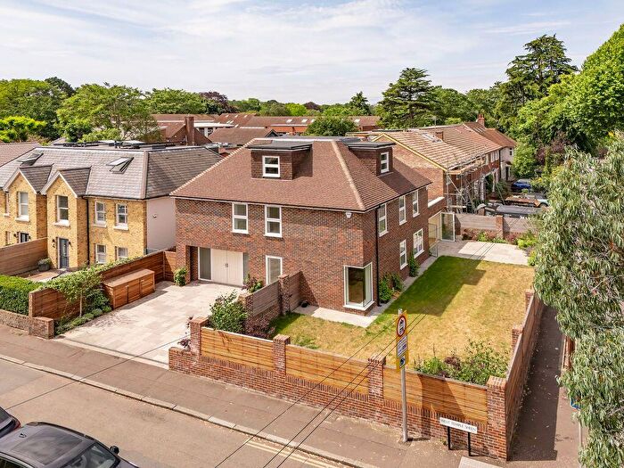 5 Bedroom Detached House For Sale In West Temple Sheen, London, SW14