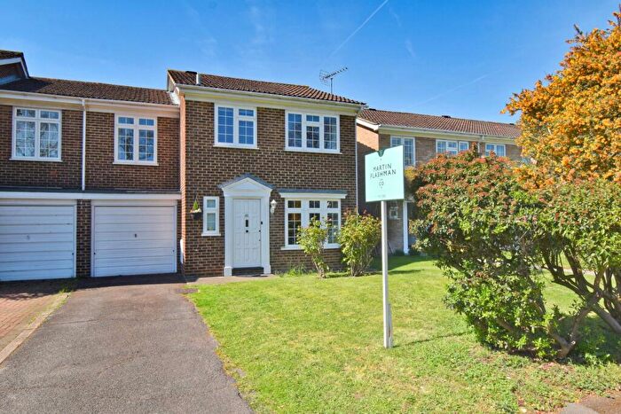 4 Bedroom Semi Detached House For Sale In Mayfield Gardens, Walton-on-Thames, KT12