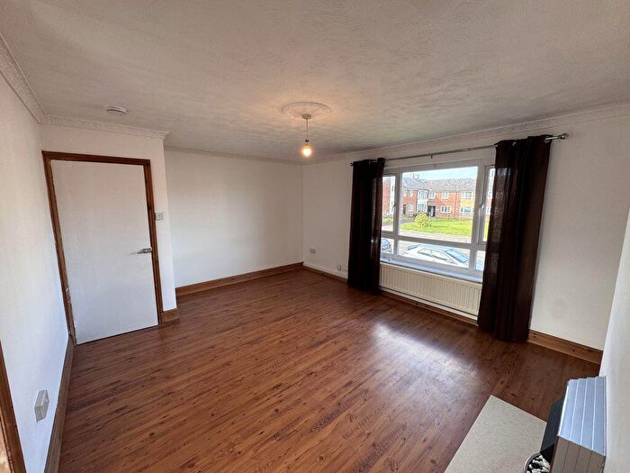 2 Bedroom Flat To Rent In Kenton Road, Newcastle Upon Tyne, NE3