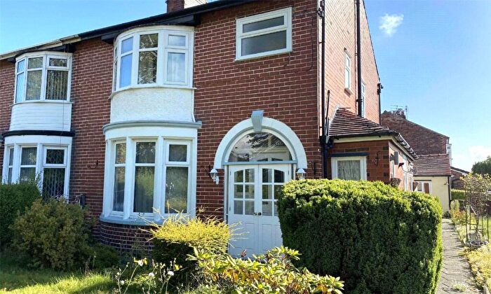4 Bedroom Terraced House To Rent In Talbot Road, Stretford, Greater Manchester, M32