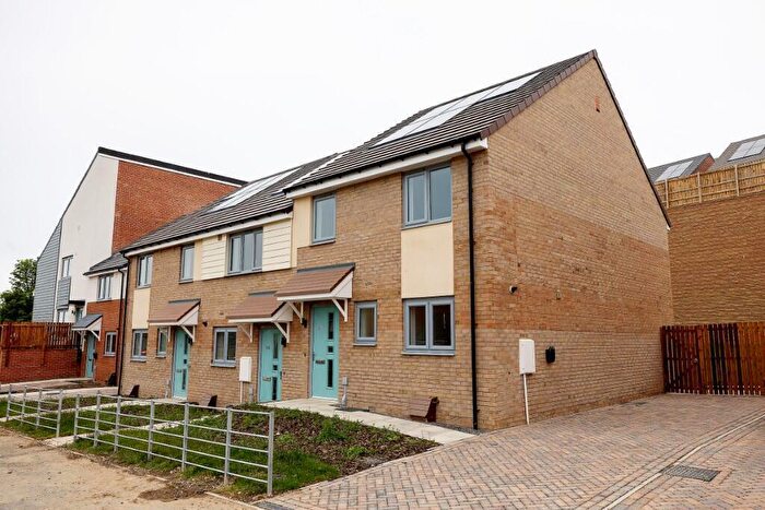 3 Bedroom Semi Detached House To Rent In Wayside, Newcastle Upon Tyne, NE15