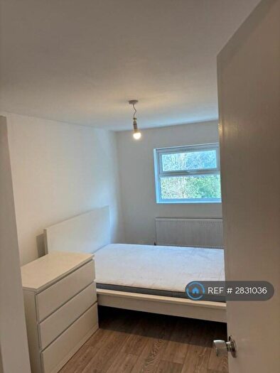 2 Bedroom Flat To Rent In Lewisham Road, London, SE13