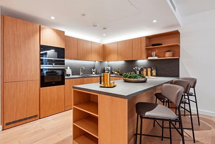 2 Bedroom Flat To Rent In Camley Street, Kings Cross, N1C