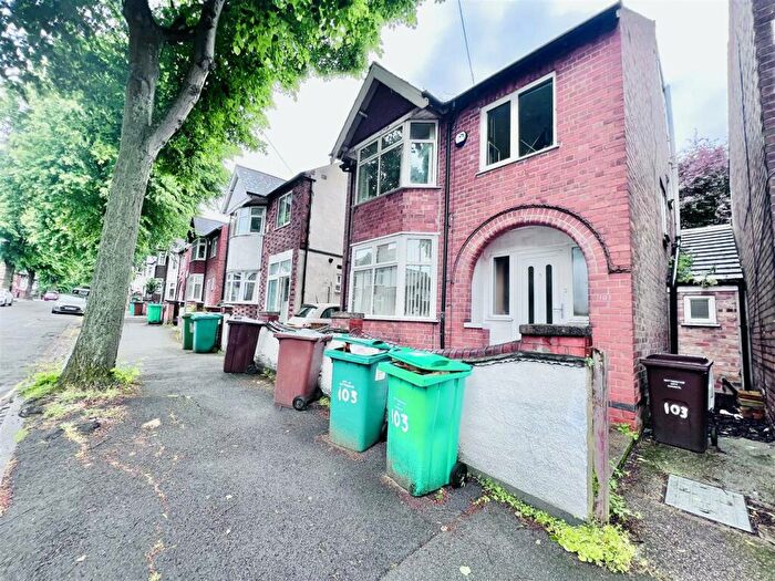 6 Bedroom House To Rent In Harrington Drive, Nottingham, NG7