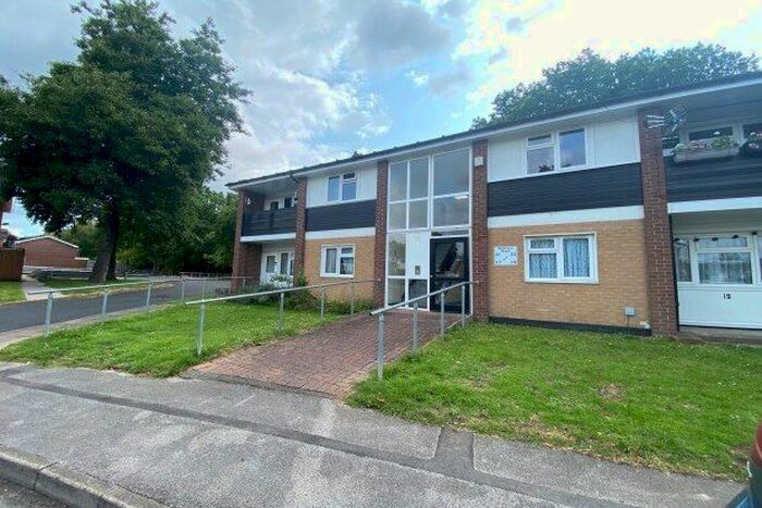 1 Bedroom Flat To Rent In Wildmoor Road, Solihull, B90