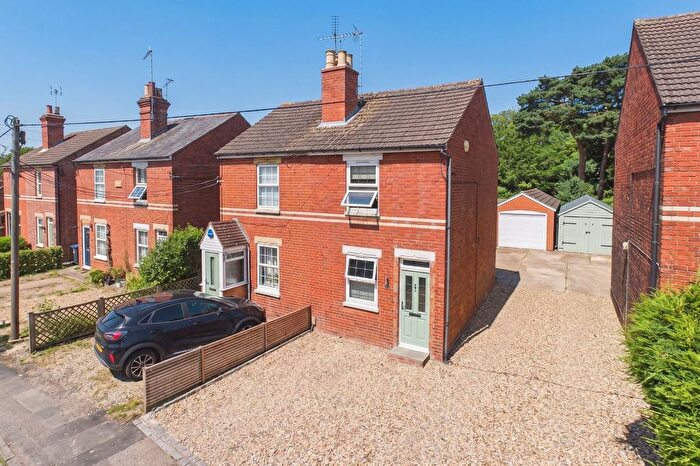 2 Bedroom Semi Detached House For Sale In Coronation Cottages, Davis Way, Hurst, Berkshire, RG10