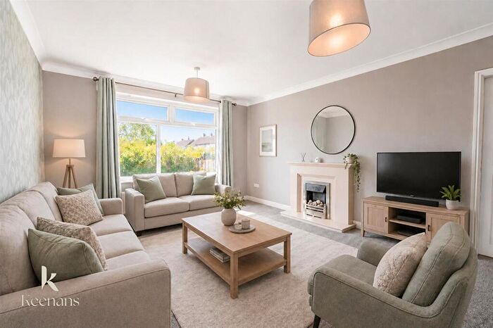 3 Bedroom Terraced House For Sale In Castleway, Swinton, Manchester, M27