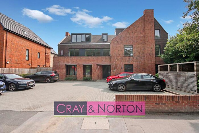 3 Bedroom Apartment To Rent In Croham Valley Road, South Croydon, CR2