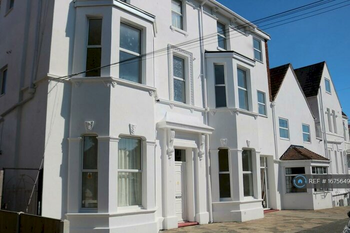 4 Bedroom Flat To Rent In Lennard Road, Folkestone, CT20