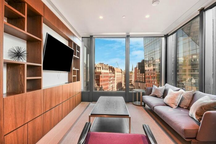 1 Bedroom Flat To Rent In Buckingham Gate, Westminster, SW1E