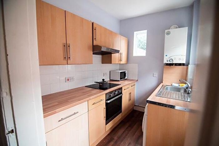 4 Bedroom House To Rent In Harland Road, Sheffield, S11