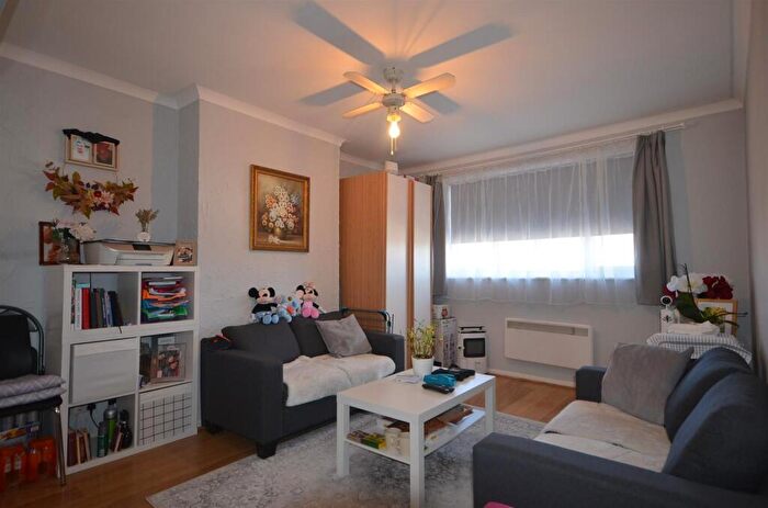 1 Bedroom Apartment For Sale In Preston Road, Harrow, HA3