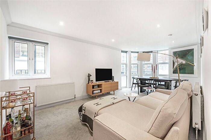 2 Bedroom Flat To Rent In Goswell Road, London, EC1V