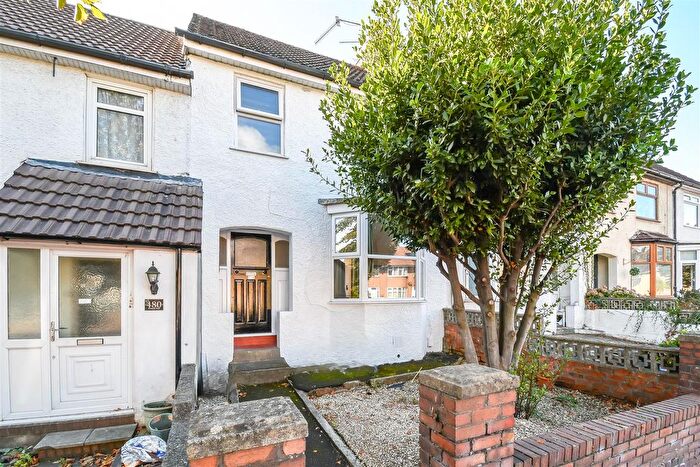 3 Bedroom Terraced House For Sale In Gladstone Road, Barry, CF63