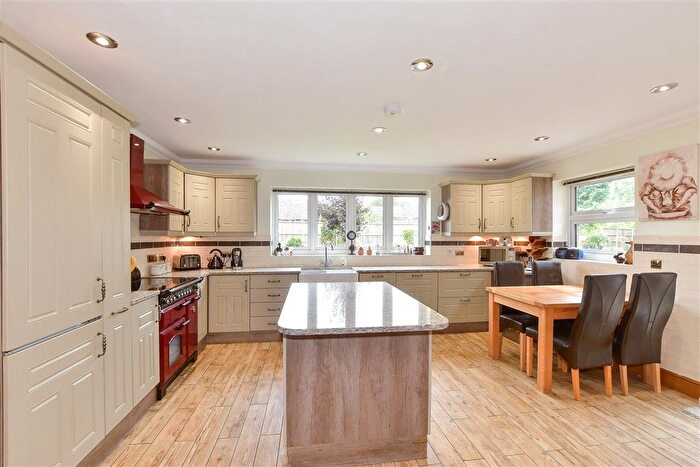 4 Bedroom Detached House For Sale In High Street, Wingham, Canterbury, Kent, CT3