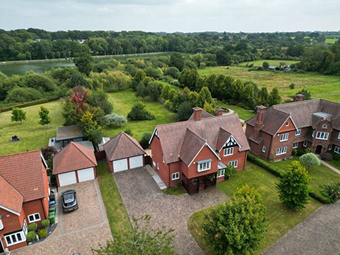 5 Bedroom Detached House For Sale In Warren Close, Earlswood, Solihull, Warwickshire, B94