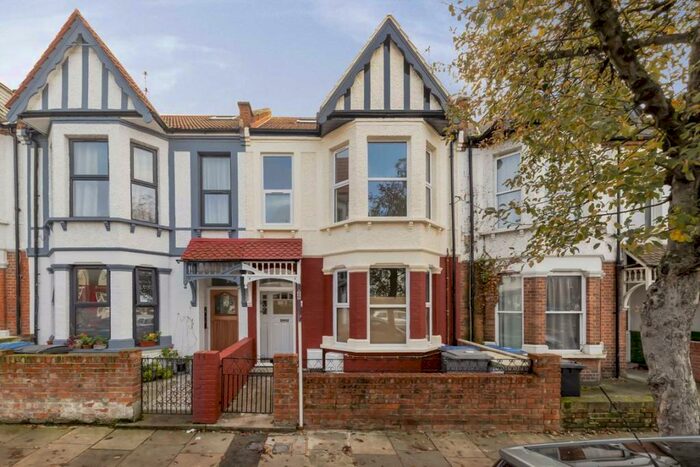 2 Bedroom Flat To Rent In Palermo Road, Kensal Rise, NW10