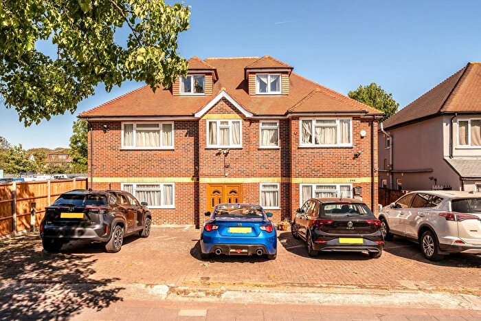 11 Bedroom Detached House For Sale In Great West Road, Isleworth, TW7