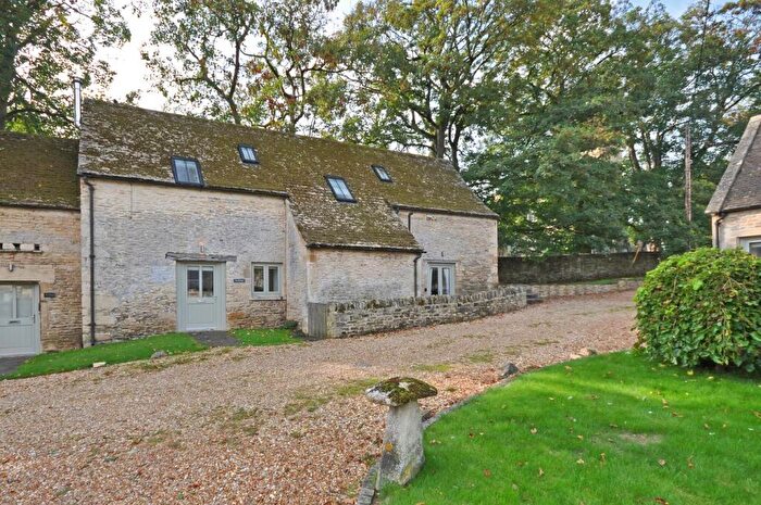 2 Bedroom Barn Conversion To Rent In Market Place, Northleach, Cheltenham, GL54