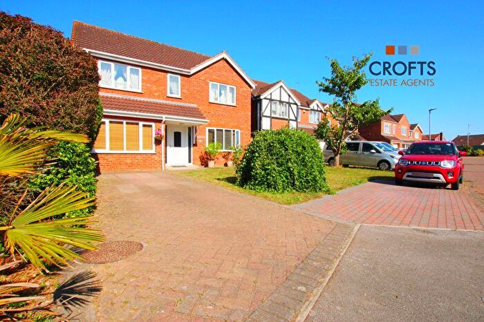 4 Bedroom Detached House For Sale In Fields End, Ulceby, DN39
