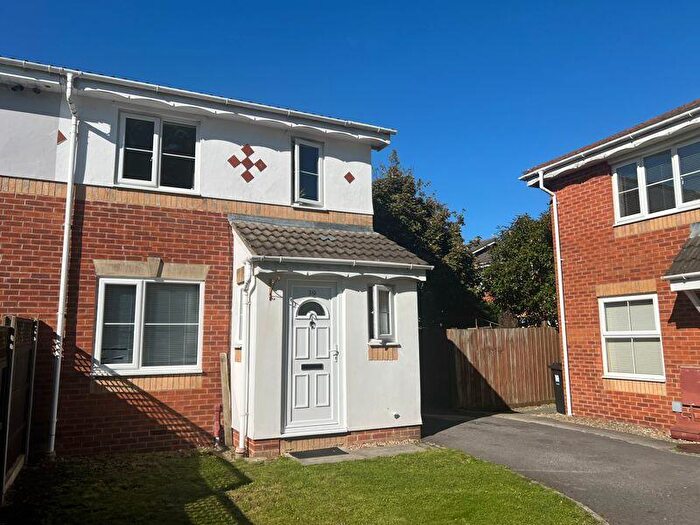 3 Bedroom Semi-Detached House To Rent In The Culvert, Bristol, BS32