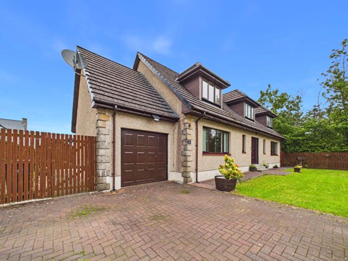 5 Bedroom Detached House For Sale In Glenburn Close, Airdrie, ML6