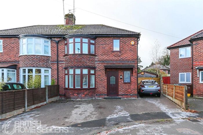 3 Bedroom Semi Detached House For Sale In Greenview Drive, Manchester, Greater Manchester, M20