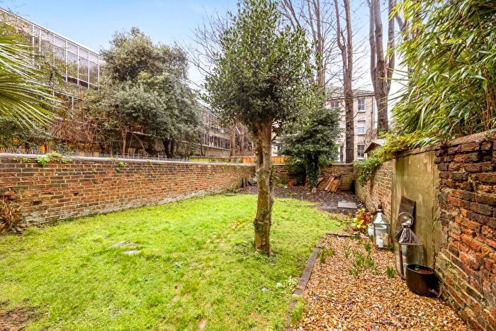 1 Bedroom Flat For Sale In Tisbury Road, Hove, BN3