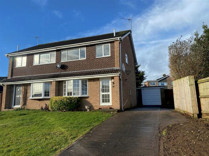 3 Bedroom Semi-Detached House To Rent In Priory Close, Chepstow, NP16
