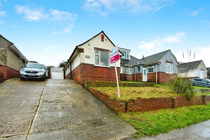 3 Bedroom Semi-Detached Bungalow For Sale In Downs Valley Road, Brighton, BN2