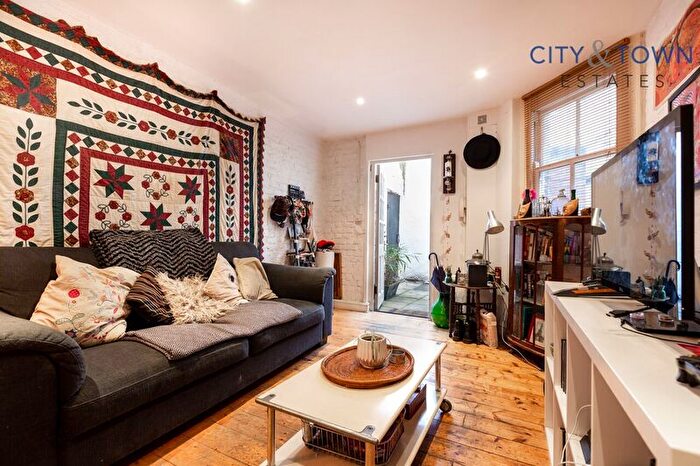2 Bedroom Semi-Detached House To Rent In Rear Of, Stoke Newington High Street, Hackney, London, N16
