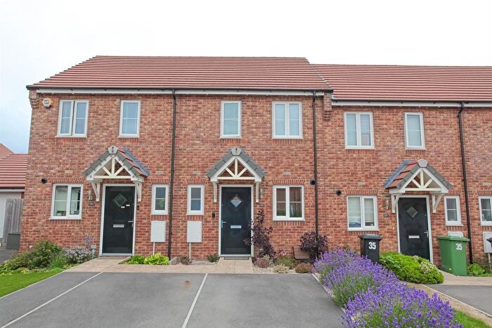 2 Bedroom End Of Terrace House To Rent In Chamomile Way, Didcot, OX11