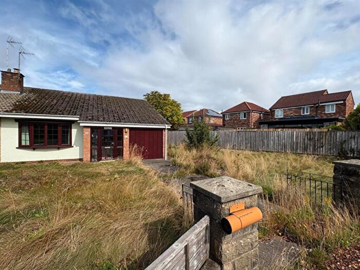 2 Bedroom Semi-Detached Bungalow For Sale In Wycliffe Avenue, Northallerton, DL7