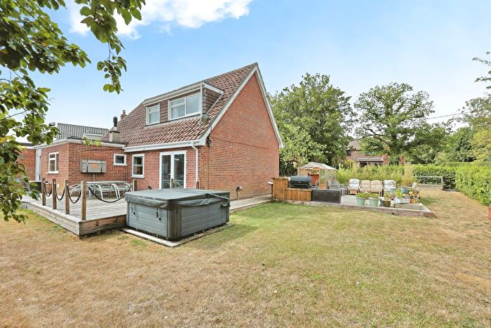4 Bedroom Bungalow For Sale In Town Lane, Garvestone, Norwich, NR9