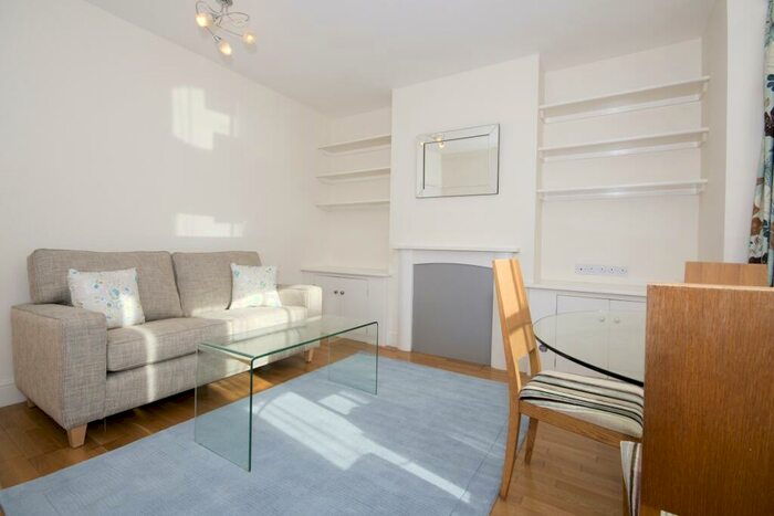 1 Bedroom Apartment To Rent In Walton Crescent, Oxford, OX1