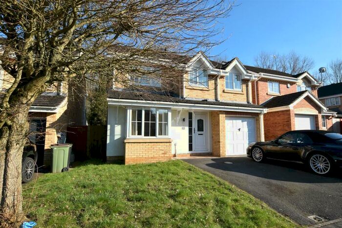 4 Bedroom Detached House To Rent In Smore Slade Hills, Oadby, LE2