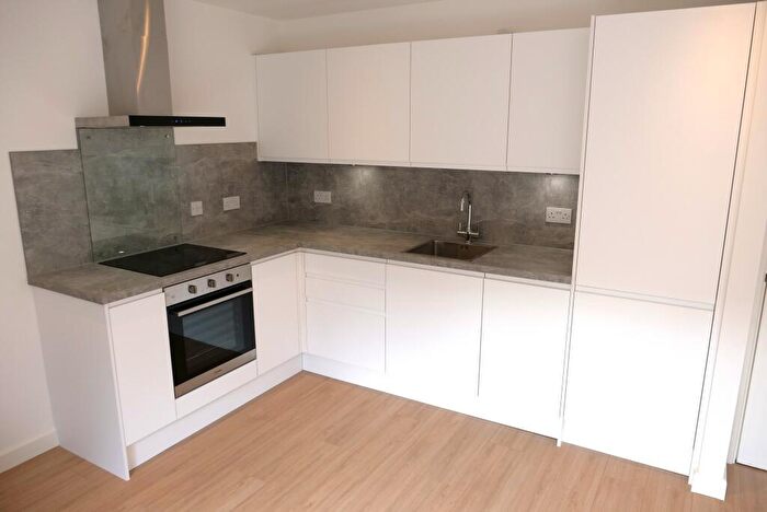 1 Bedroom Flat To Rent In Wellfield House, Upper Chorlton Road, Manchester, M16