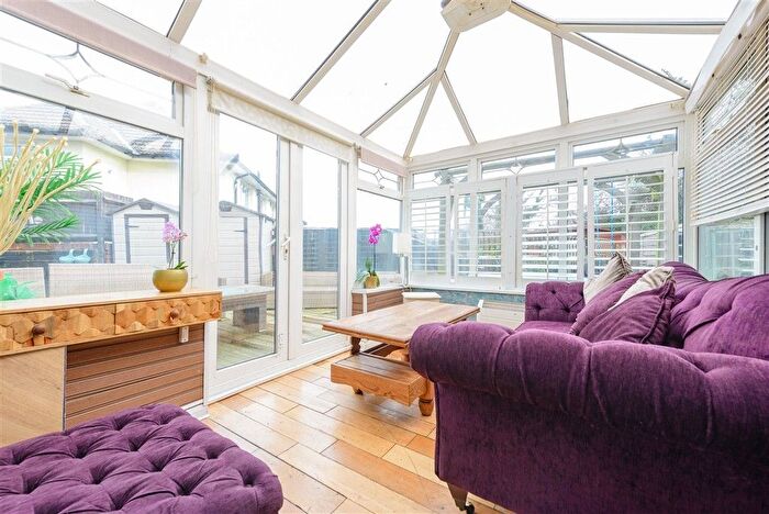 4 Bedroom Semi-Detached House For Sale In Mckenzie Road, Lordswood, Kent, ME5