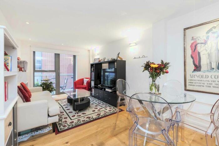 2 Bedroom Flat To Rent In Seward Street, Clerkenwell, EC1V