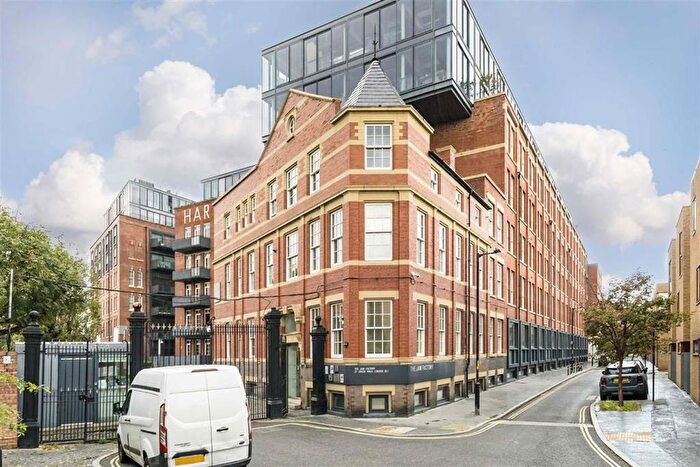 2 Bedroom Flat For Sale In Green Walk, London Bridge, SE1