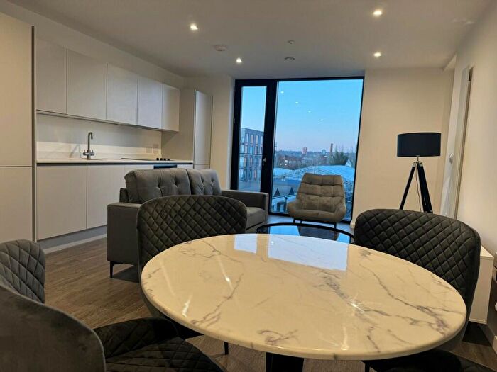 2 Bedroom Apartment To Rent In Dean Road, Manchester, Greater Manchester, M3