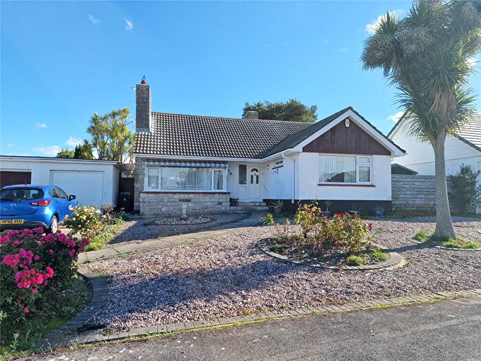 2 Bedroom Bungalow For Sale In Earlsdon Way, Highcliffe, Christchurch, Dorset, BH23