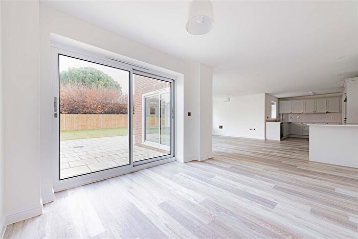 4 Bedroom Detached House For Sale In Azalea Cottage, Summerfield Close, Staple, Canterbury, CT3