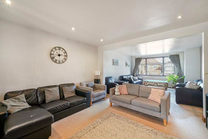 6 Bedroom House To Rent In Paxford Road, Wembley, HA0