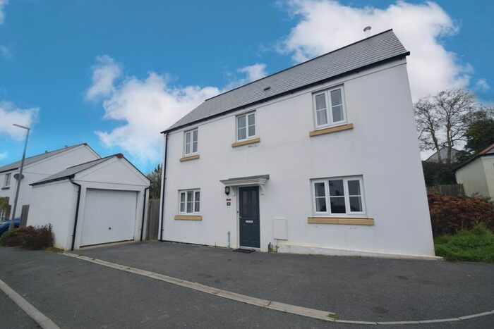 3 Bedroom Detached House To Rent In Roseworthy Road, Shortlanesend, Truro TR4