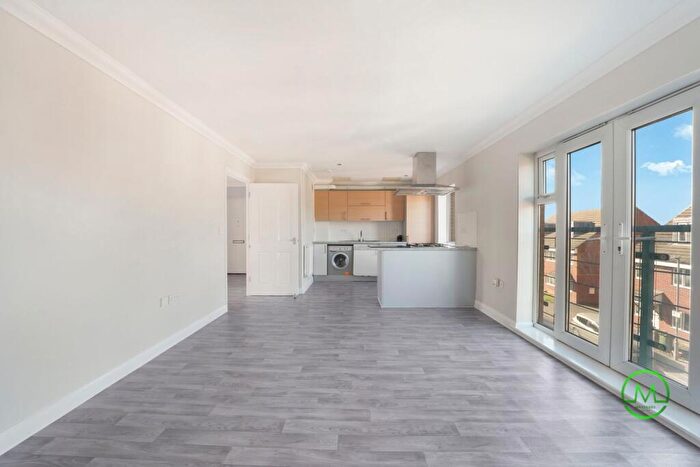 2 Bedroom Flat For Sale In Madison Court, St Marks Place, RM10